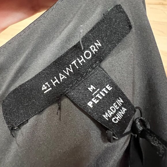 41 Hawthorn Floral Wrap Dress Satin Short Sleeve Gray Black Size MP NWT - Picture 9 of 12
